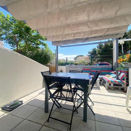 La Maison Bleue กรุยซ็อง ภายนอก รูปภาพ